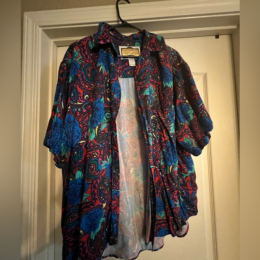 Groovy button down - Picture 2 of 2